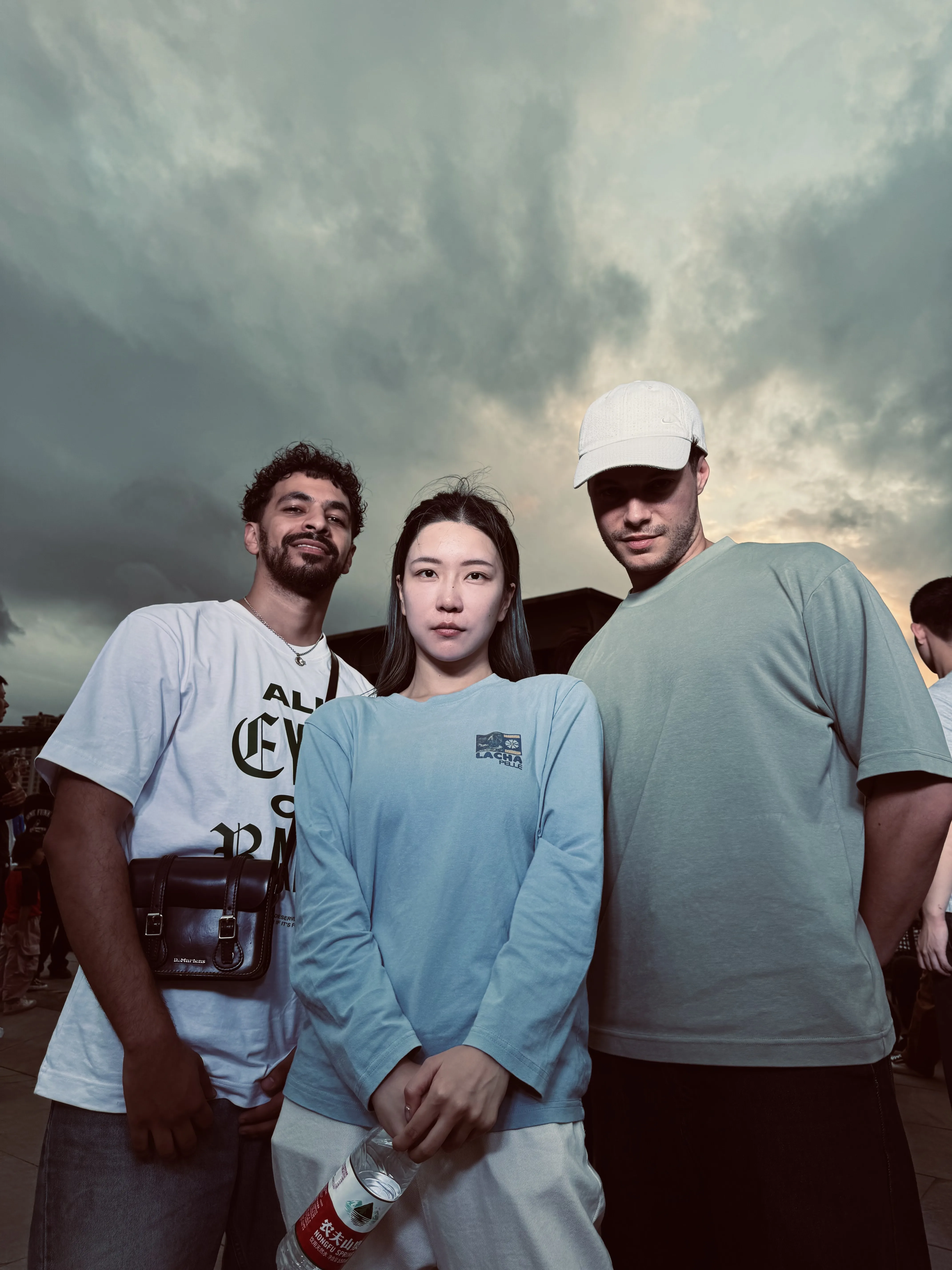 M.A.U.N - Explore in China